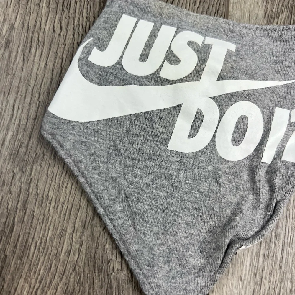 Nike Baby Grey‎ Bib